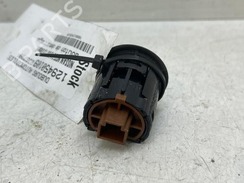 Comutador NISSAN NOTE (E12) 1.5 dCi | BP37472584I30 - Image 3