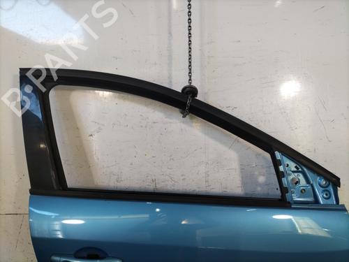 right-front-door-renault-megane-iii-hatchback-bz01_-b3_-2008-30379073 main image