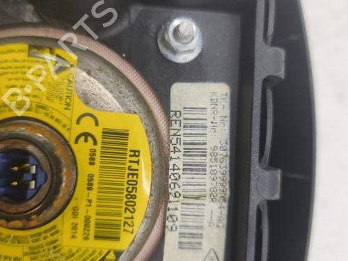 Used Driver airbag Driver airbag DACIA SANDERO II 1.2 (75 hp) 22828649 22828649
