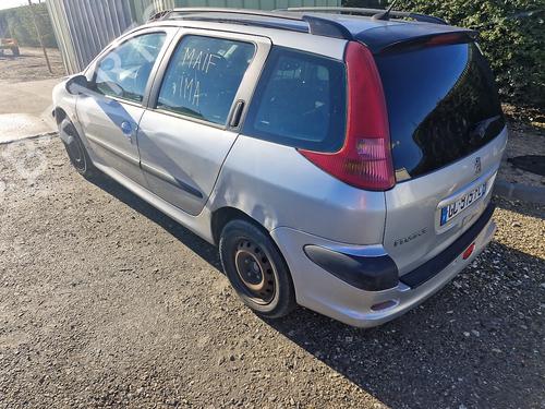 Fuse box PEUGEOT 206 SW (2E/K) 1.4 | BP32703542E1 - Image 9