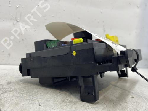 Fuse box PEUGEOT 308 I (4A_, 4C_) 1.6 HDi | BP29894173E1 