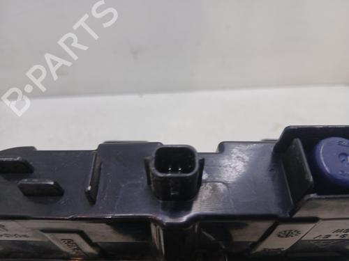 Used Left daytime light Left daytime light 37191016 37191016