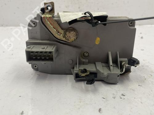 Used Front left lock PEUGEOT 306 Hatchback (7A, 7C, N3, N5) 1.9 D (68 hp) 22844183