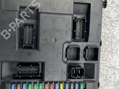 Used Fuse box Fuse box CITROËN C3 II (SC_) 1.4 HDi 70 (SC8HZC, SC8HR0, SC8HP4) (68 hp) 22834294 22834294