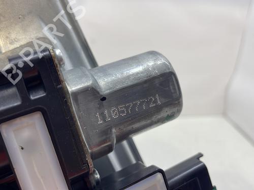 front-right-window-mechanism-renault-arkana-i-lcm_-ldn_-2019-29165434 main image