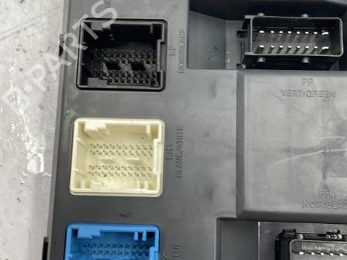 Used Fuse box Fuse box PEUGEOT 207 (WA_, WC_) 1.6 HDi (90 hp) 22833163 22833163