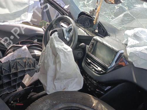 Fuel flap PEUGEOT 208 I (CA_, CC_) 1.6 HDi | BP22820748C131