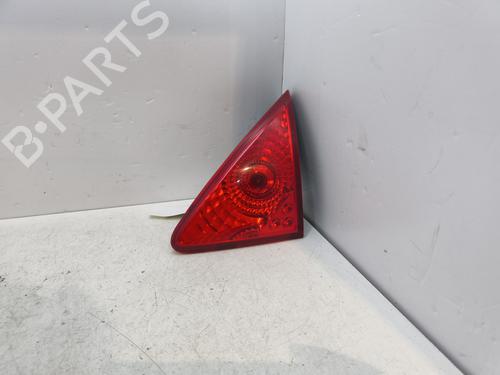 Used Right tailgate light Right tailgate light PEUGEOT 3008 I MPV (0U_) 1.6 HDi (112 hp) 30184405 30184405