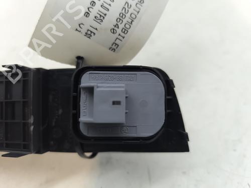 Left front window switch AUDI A1 Sportback (8XA, 8XF) 1.0 TFSI | BP29725940I27 