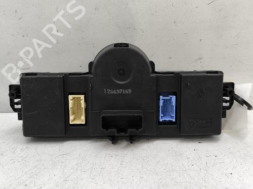 Used Climate control Climate control 37714907 37714907
