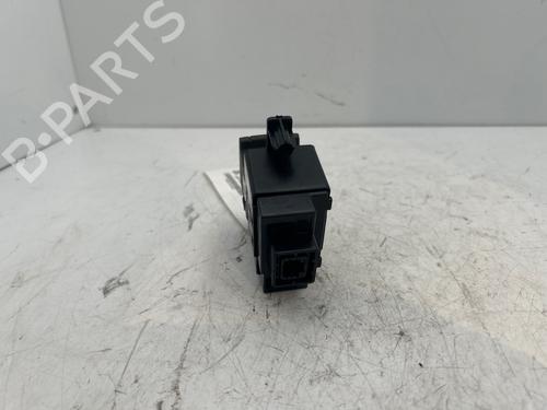 Switch RENAULT LAGUNA Coupe (DT0/1) 2.0 dCi (DT01, DT08, DT09, DT0K, DT12, DT1C, DT1D, DT1M,... | BP39894045I30 - Image 2