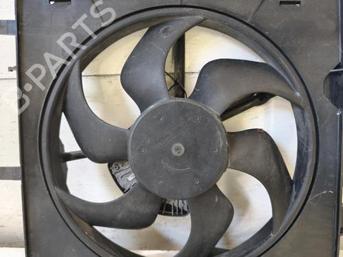 Used Radiator fan Radiator fan 37169588 37169588