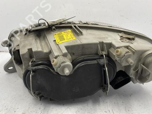 Used Right headlight Right headlight ALFA ROMEO 147 (937_) 1.9 JTD (937.AXD1A, 937.BXD1A, 937.AXV1A, 937.BXB1A,... (115 hp) 22832537 22832537