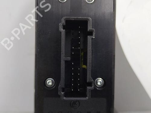 Used Switch Switch VOLVO V50 (545) 2.0 D (136 hp) 22825594 22825594