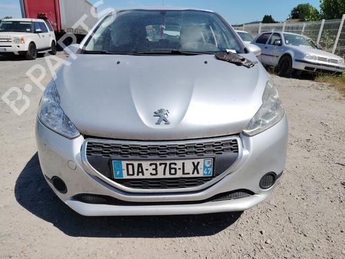 Used Parts PEUGEOT 208 I (CA_, CC_) 1.4 HDi (68 hp) 3384217