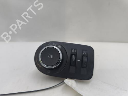Used Headlight switch Headlight switch OPEL CORSA D (S07) 1.3 CDTI (L08, L68) (75 hp) 30882084 30882084