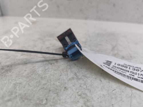 Warning switch VW POLO V (6R1, 6C1) 1.2 TSI 16V | BP27670716I22 
