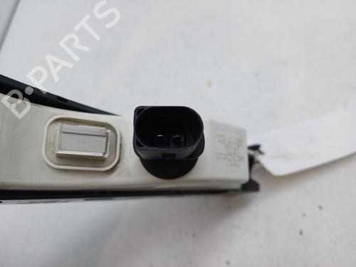 right-daytime-light-vw-passat-b6-3c2-2005-2006-2007-2008-2009-2010-2011-33202038 main image