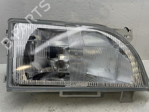 Used Right headlight Right headlight FORD TRANSIT Bus (E_ _) 2.5 TD (EBL, EDL, EDS, EGL, ESL, ESS, EUS) (85 hp) 31277635 31277635