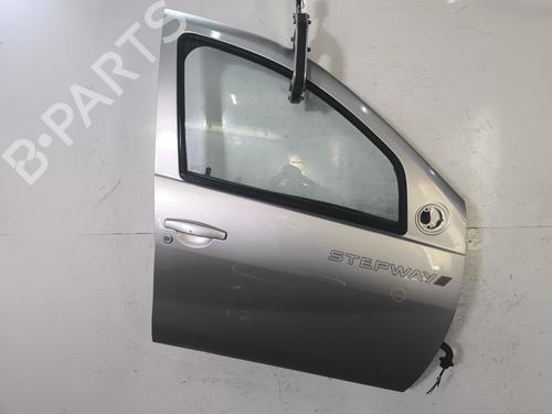 Used Right front door DACIA SANDERO 1.5 dCi (75 hp) 31923697