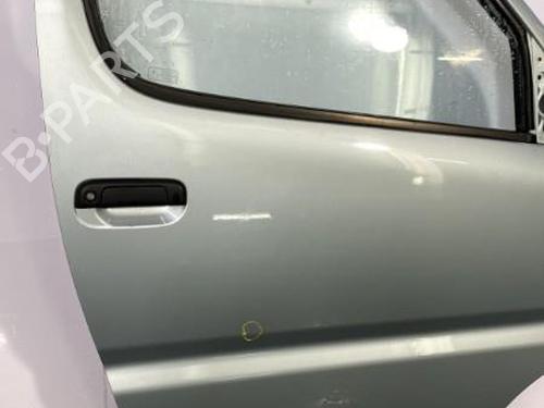 Right front door TOYOTA HIACE IV Van (__H1_, __H2_) 2.4 TD 4WD (LXH18, LXH28) | BP22833180C3 