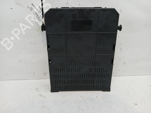 Fuse box PEUGEOT 5008 (0U_, 0E_) 2.0 HDi | BP29834101E1 