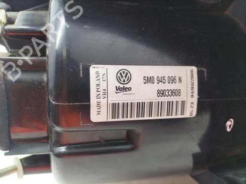 Right taillight VW GOLF PLUS V (5M1, 521) 1.9 TDI | BP29141439C35 