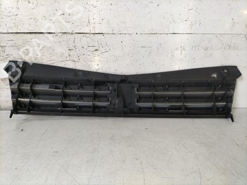 Grille PEUGEOT 205 II (20A/C) 1.1 | BP30929015C40