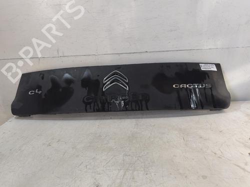 Tailgate trim CITROËN C4 CACTUS 1.2 VTi 82 | BP37155956C151 - Image 2