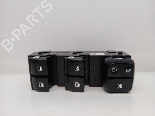 Mando elevalunas delantero izquierdo KIA PICANTO III (JA) 1.0 (67 hp) 30545453