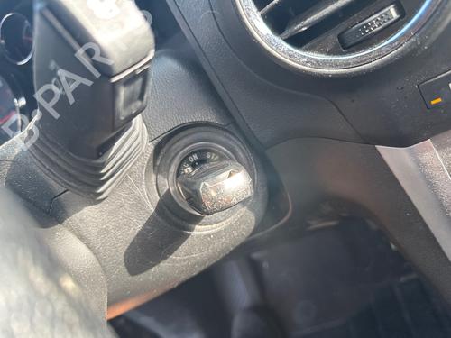 Left front window switch OPEL ANTARA A (L07) 2.2 CDTi | BP38326499I27 - Image 11