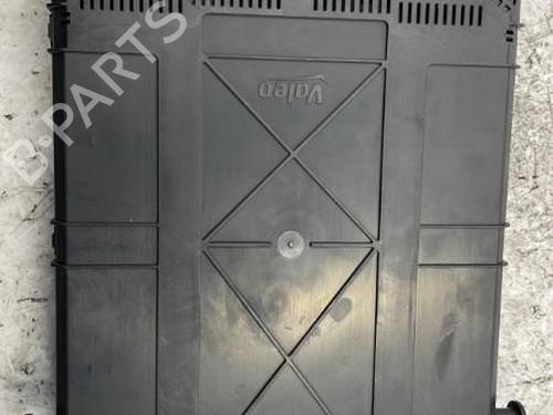 Used Fuse box Fuse box CITROËN C3 II (SC_) 1.4 HDi 70 (SC8HZC, SC8HR0, SC8HP4) (68 hp) 22834697 22834697