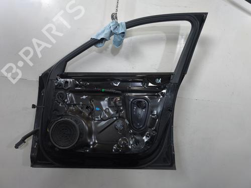right-front-door-audi-a4-b9-avant-8w5-8wd-2015-38008751 main image