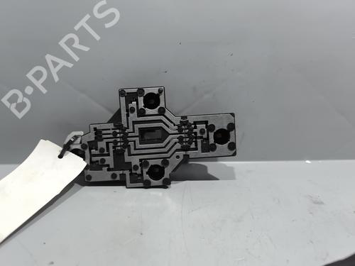 Used Lamp holder RENAULT SCÉNIC I MPV (JA0/1_, FA0_) 1.6 (JA00, JA16, JA15, JA19, JA1V, JA2B, JA2C, JA0B,... (107 hp) 28525913