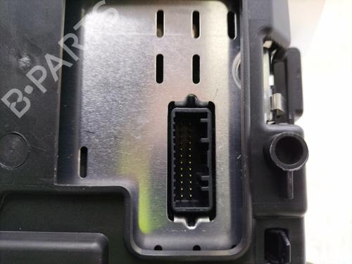Multifunctionele display RENAULT MEGANE IV Hatchback (B9A/M/N_) 1.3 TCe 140 (B9NB) | BP29834377C48