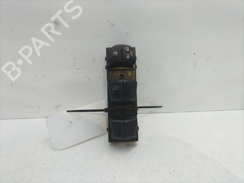Used Left front window switch NISSAN JUKE (F15) 1.5 dCi (110 hp) 29515952