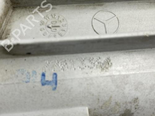 Højre foran tåkelykt MERCEDES-BENZ E-CLASS (W210) E 220 CDI (210.006) | BP22829563C31 