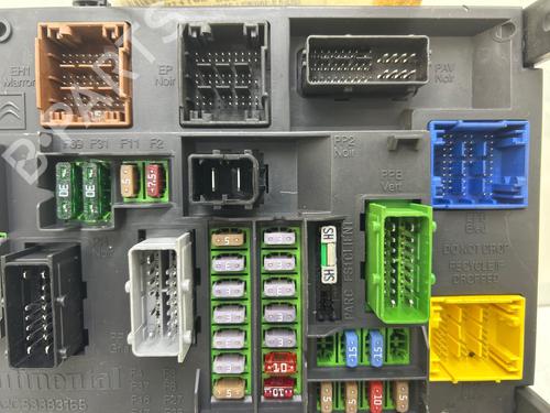Used Fuse box Fuse box CITROËN DS5 2.0 HDi 165 (163 hp) 36571445 36571445