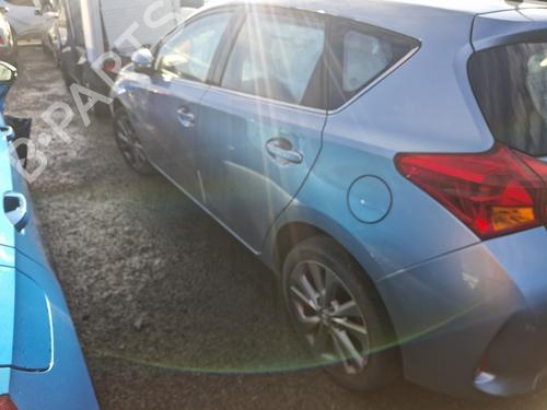Switch TOYOTA AURIS (_E18_) 1.8 Hybrid (ZWE186_, ZWE186R) | BP39027078I30 - Image 15