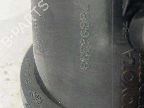 Used Right front fog light Right front fog light TOYOTA YARIS (_P1_) 1.3 (SCP12_, SCP13_, SCP12R, SCP13R) (87 hp) 22830611 22830611