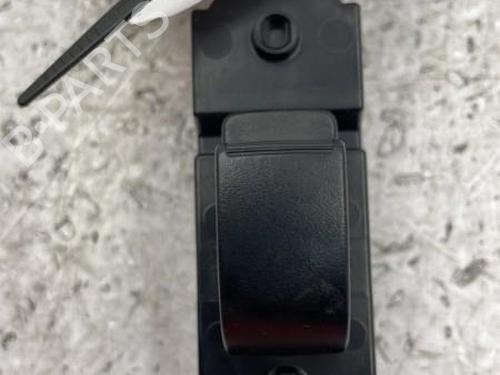 Used Right rear window switch MITSUBISHI OUTLANDER II (CW_W) 2.0 DI-D (CW8W) (140 hp) 22831823