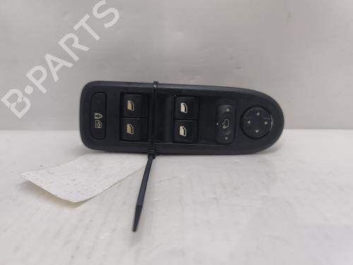 Used Left front window switch Left front window switch CITROËN C5 III Break (RW_) 2.0 HDi 140 (140 hp) 30928926 30928926