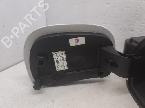 fuel-flap-citroen-c4-cactus-2014-30904826 main image