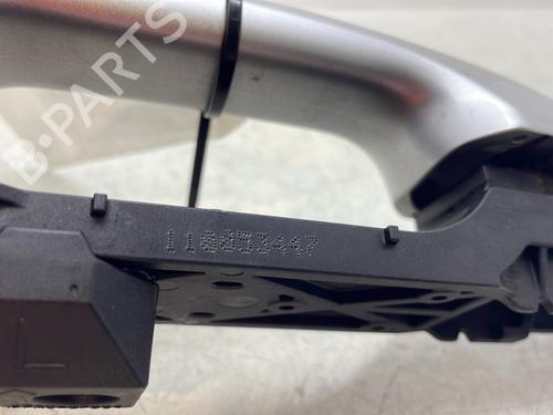 rear-left-exterior-door-handle-toyota-rav-4-iv-_a4_-2012-2013-2014-2015-2016-2017-2018-2019-28718424 main image