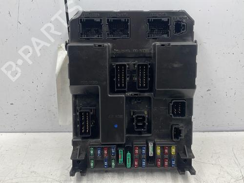 Used Fuse box PEUGEOT 307 (3A/C) 2.0 HDi 90 (90 hp) 23829867