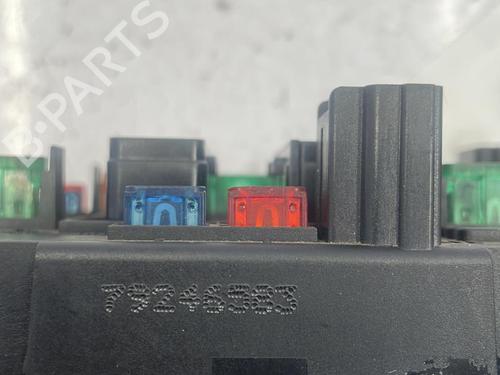 Used Fuse box Fuse box PEUGEOT 206 Hatchback (2A/C) 1.6 HDi 110 (109 hp) 22830707 22830707