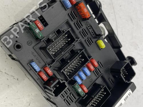 Scatola Fusibili PEUGEOT 206+ (2L_, 2M_) 1.4 i | BP22827325E1