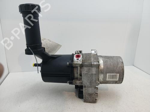Used Steering pump Steering pump 30045667 30045667
