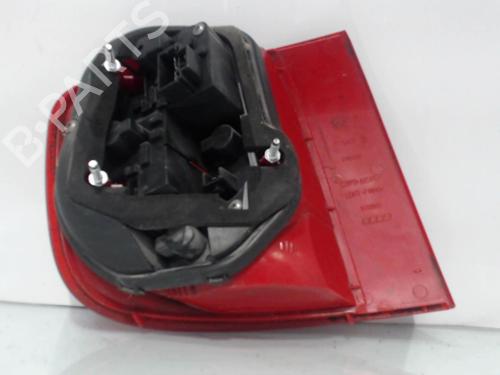 Used Right taillight Right taillight FIAT MULTIPLA (186_) 1.9 JTD (186AXE1A) (120 hp) 22814328 22814328
