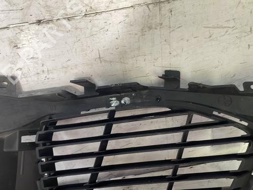 Grille PEUGEOT 3008 II SUV (MC_, MR_, MJ_, M4_) 1.5 BlueHDi 130 | BP22843744C40